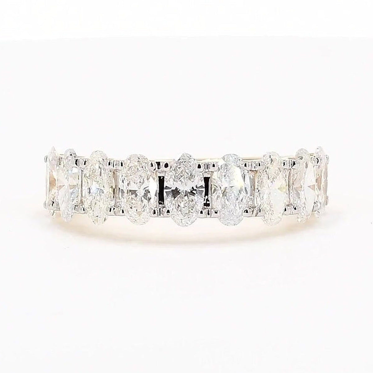 Aurora 1.94ctw Oval Lab Grown Diamond Band