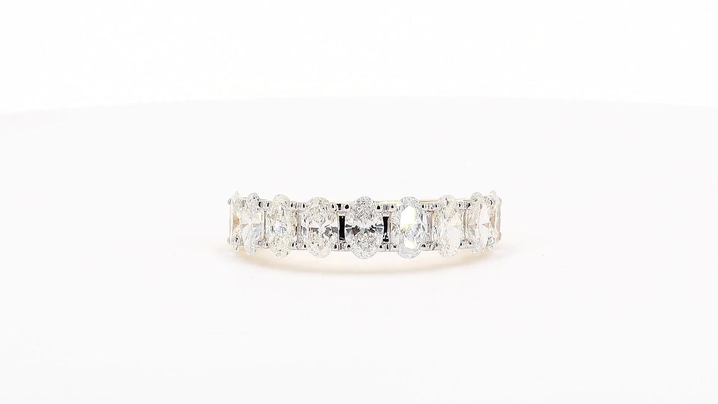 Aurora 1.94ctw Oval Lab Grown Diamond Band