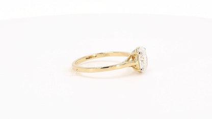 Clara 0.90-1.05ctw Oval Lab Grown Diamond Solitaire Ring