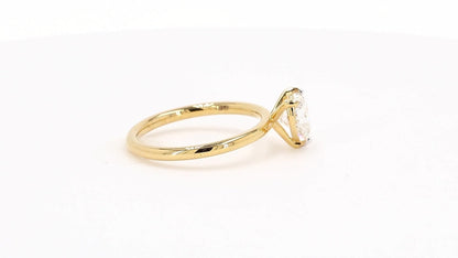 Clara 1.01-1.07ctw Heart Lab Grown Diamond Solitaire Ring