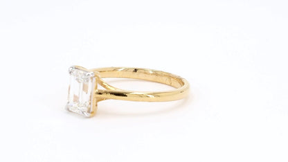 Vera 0.90-1.38ctw Emerald Lab Grown Diamond Solitaire Ring