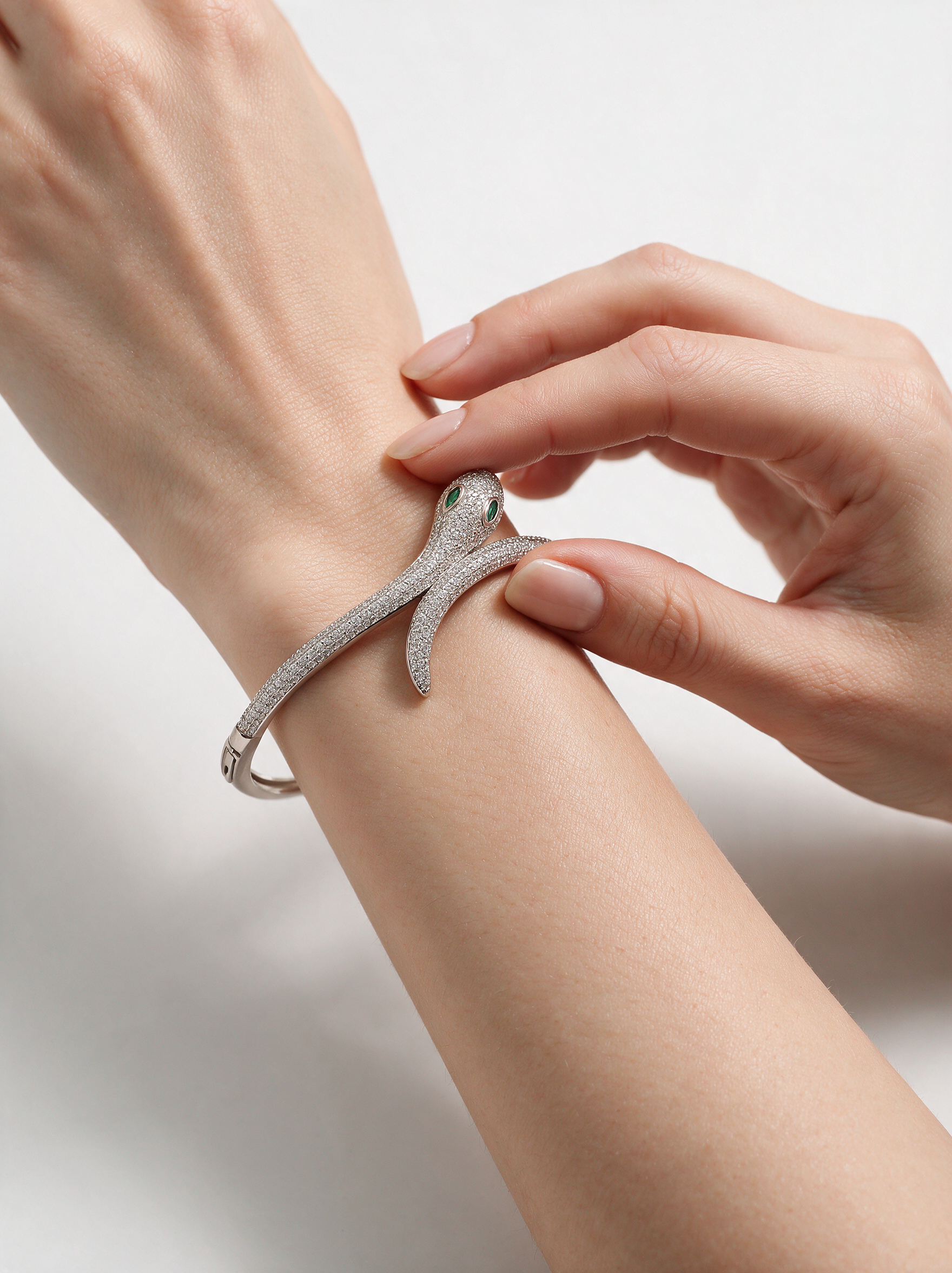 Divara Vesper Bangle, sterling silver 925 cubic zirconia bracelet