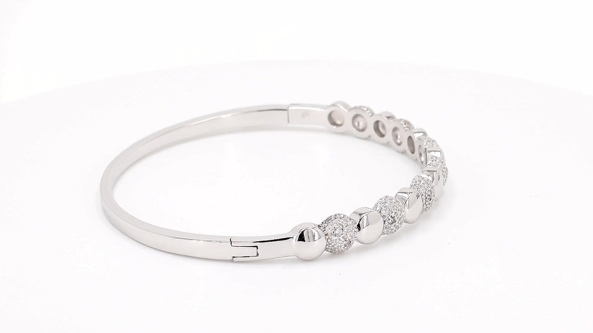 Divara Marlowe Bangle, sterling silver 925 cubic zirconia bracelet