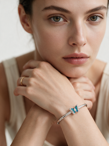 Divara Isolde Bangle, sterling silver 925 cubic zirconia bracelet