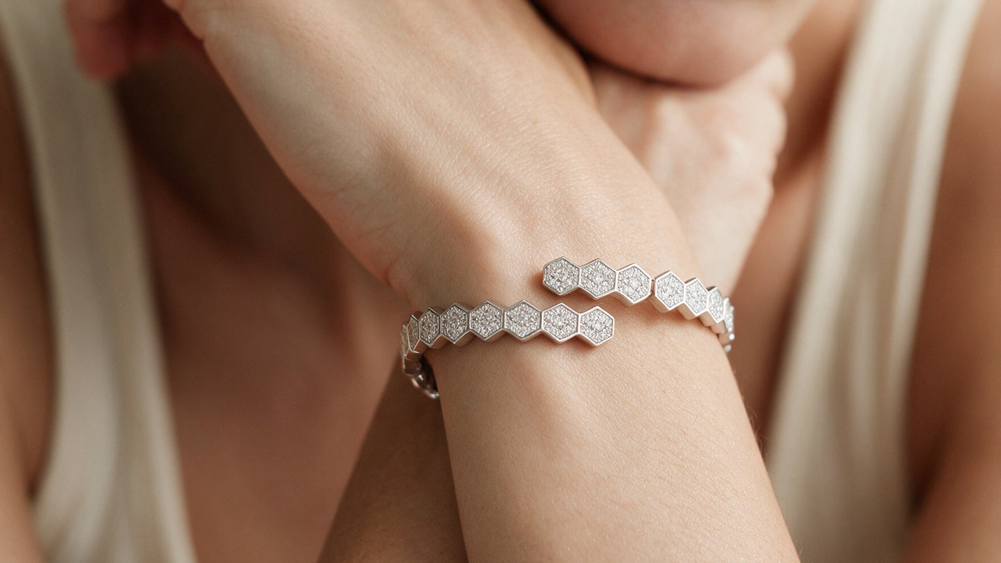 Divara Faye Bangle, sterling silver 925 cubic zirconia bracelet