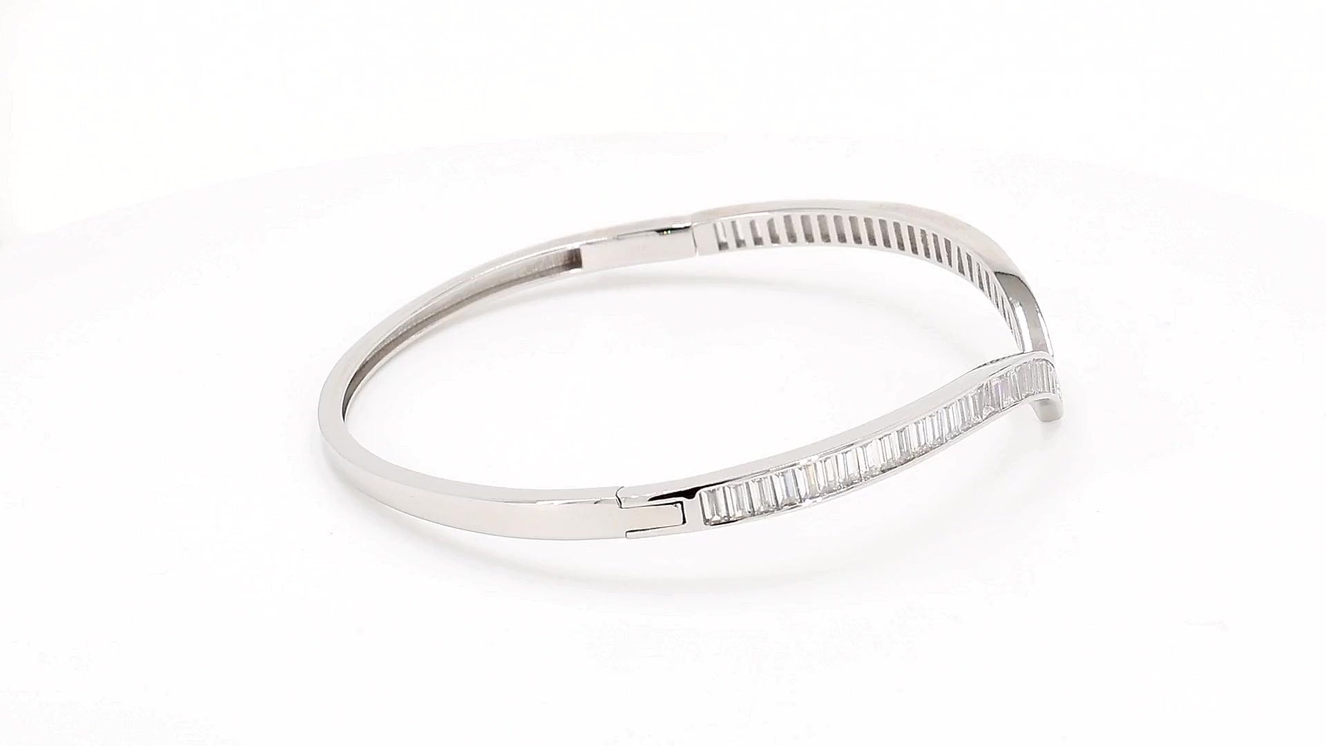 Divara Winsome Bangle, sterling silver 925 cubic zirconia bracelet