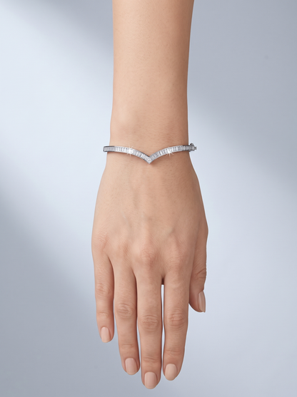Divara Winsome Bangle, sterling silver 925 cubic zirconia bracelet