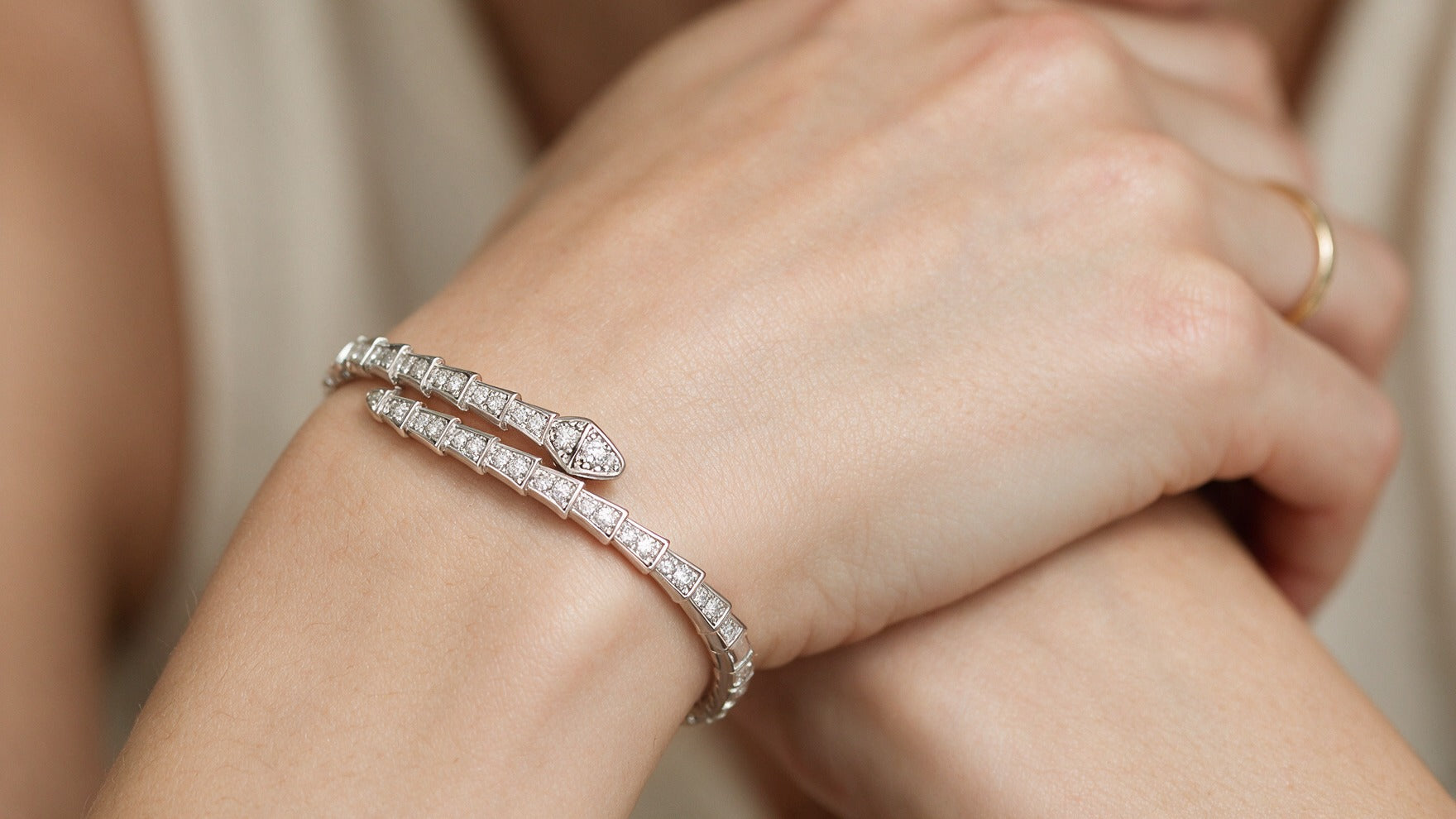 Divara Delphine Bangle, sterling silver 925 cubic zirconia bracelet