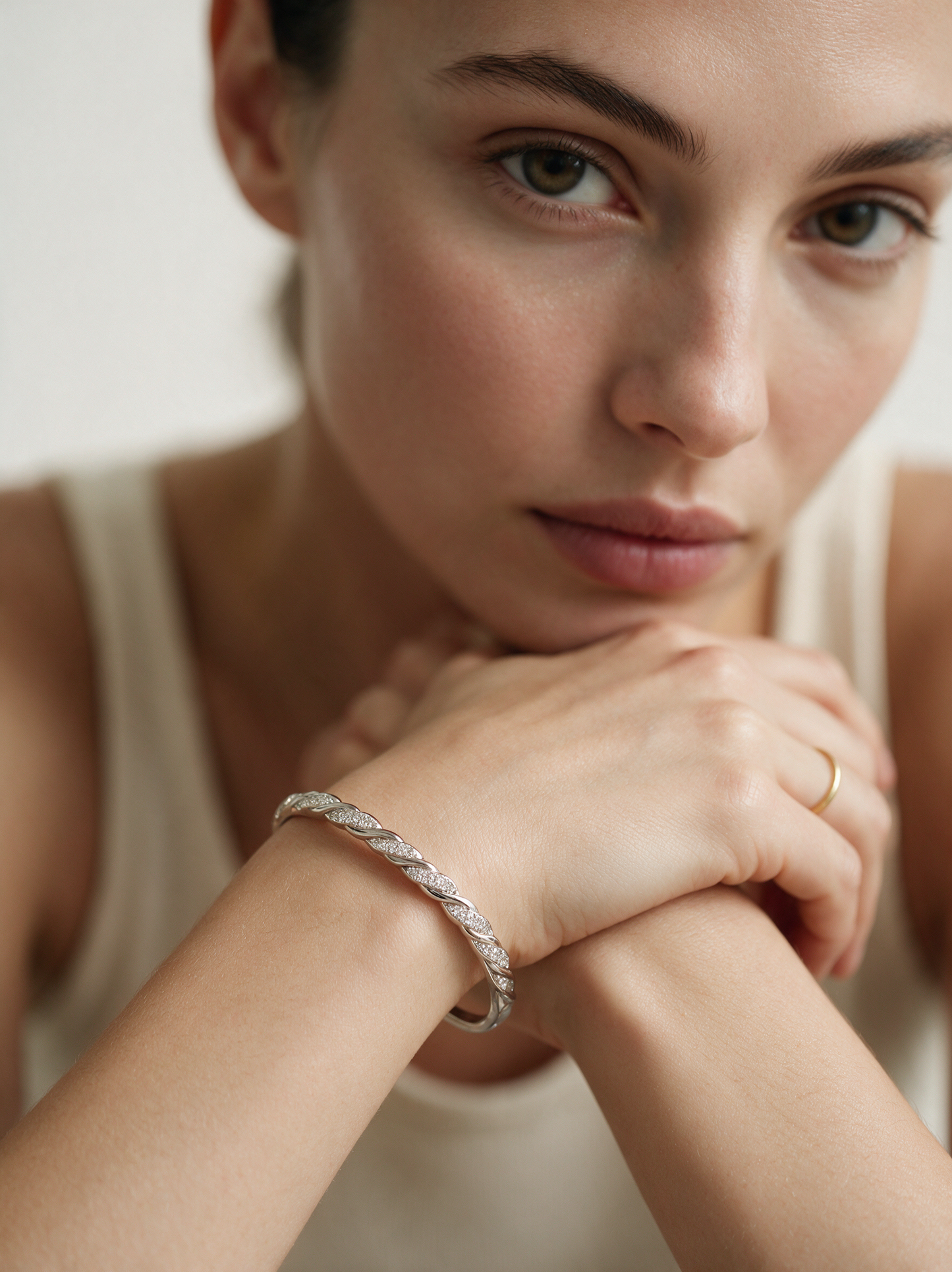 Divara Noor Bangle, sterling silver 925 cubic zirconia bracelet