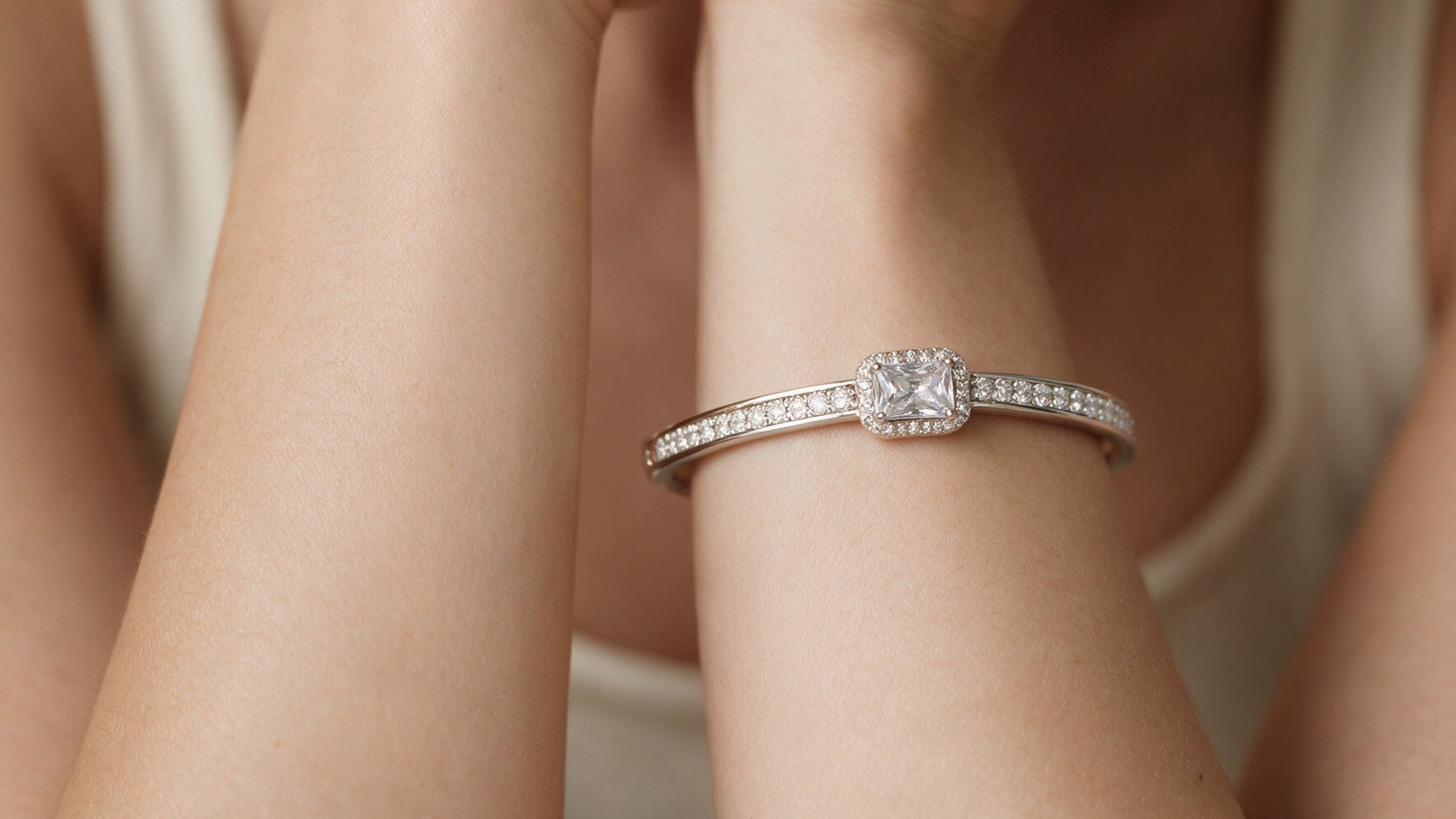 Divara Halston Bangle, sterling silver 925 cubic zirconia bracelet