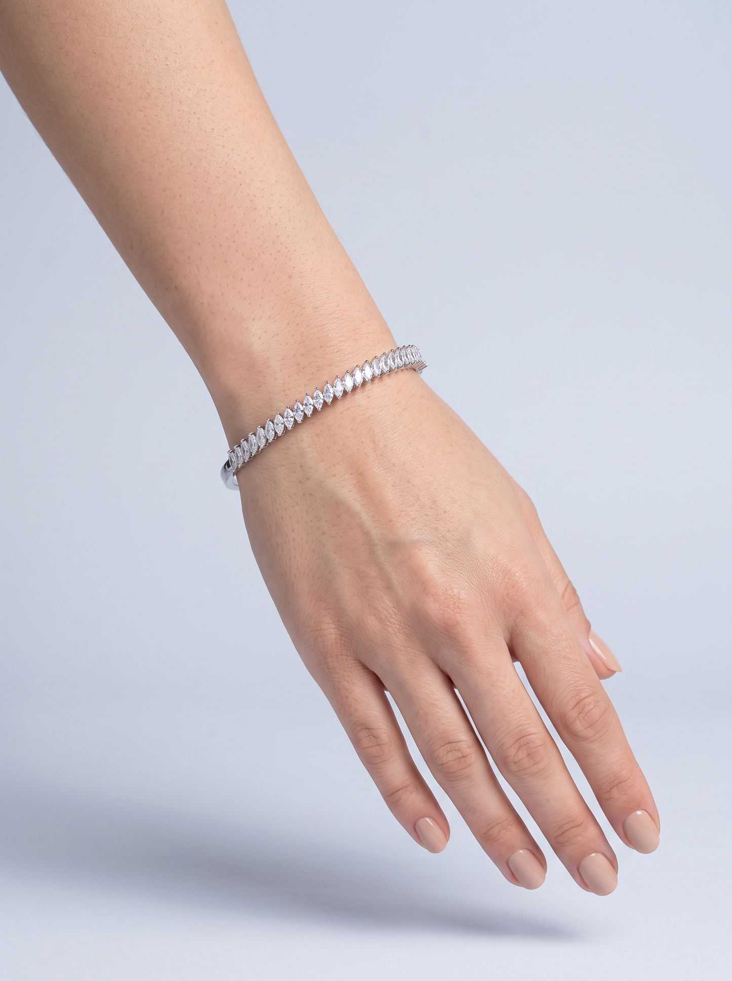 Divara Sable Bangle, sterling silver 925 cubic zirconia bracelet