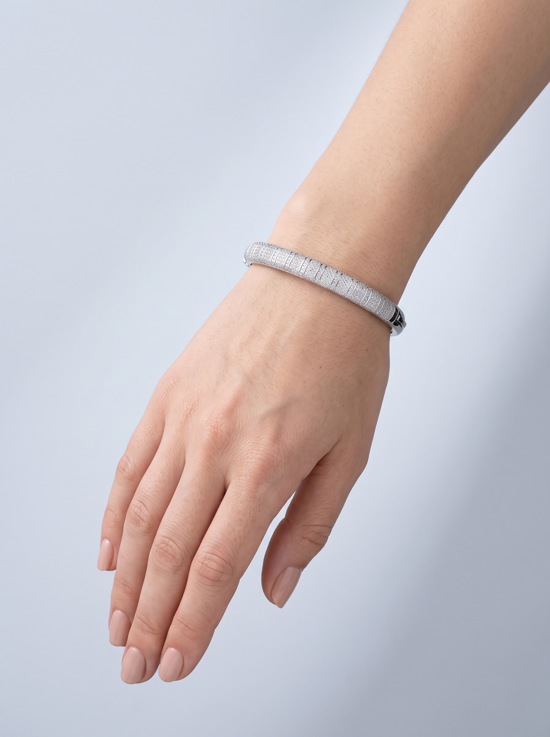 Divara Cove Bangle, sterling silver 925 cubic zirconia bracelet