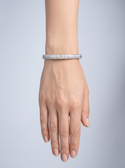 Divara Cove Bangle, sterling silver 925 cubic zirconia bracelet