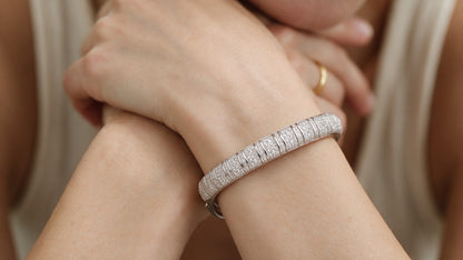 Divara Cove Bangle, sterling silver 925 cubic zirconia bracelet