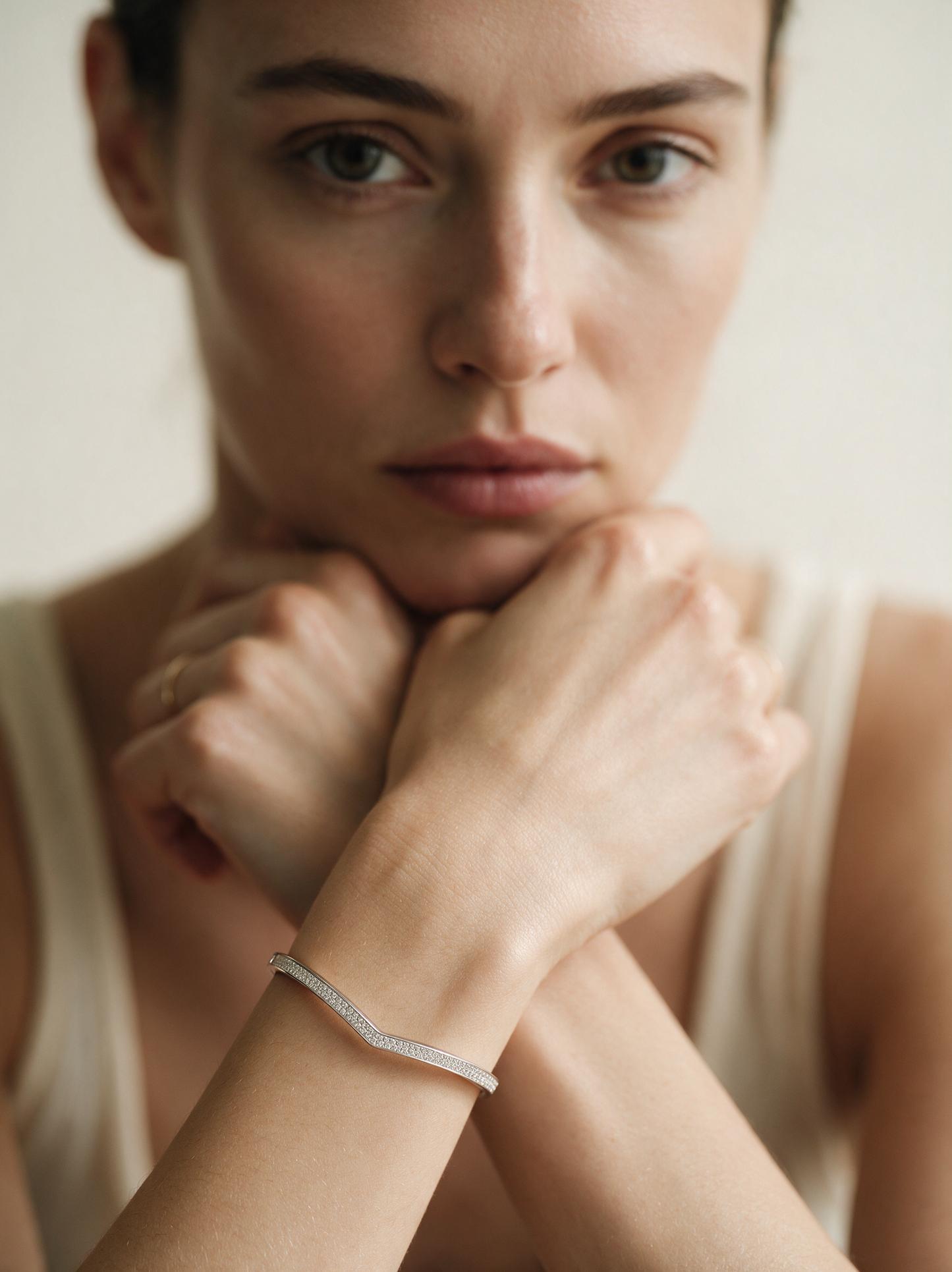 Divara Marisol Bangle, sterling silver 925 cubic zirconia bracelet