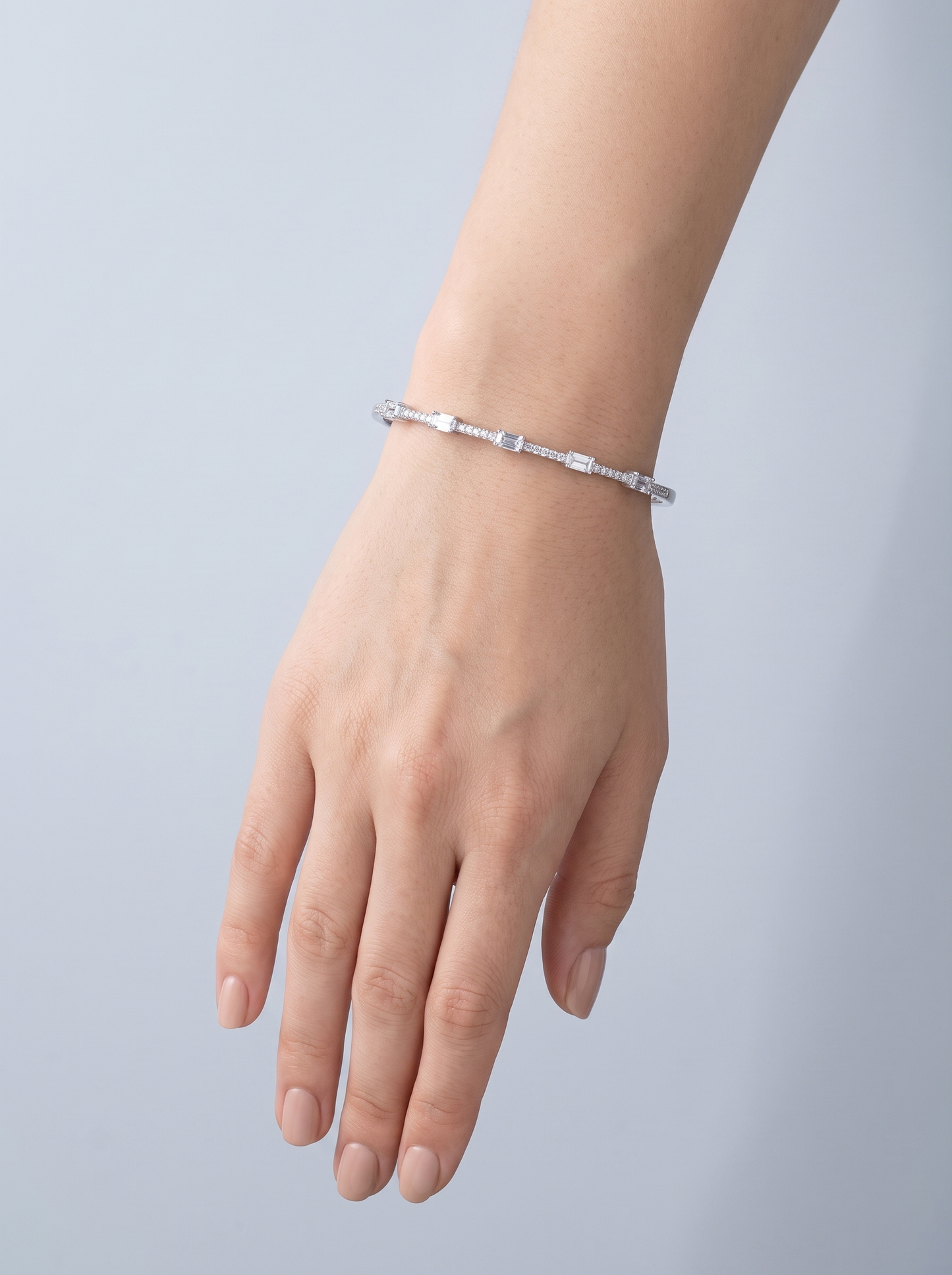 Divara Odette Bangle, sterling silver 925 cubic zirconia bracelet