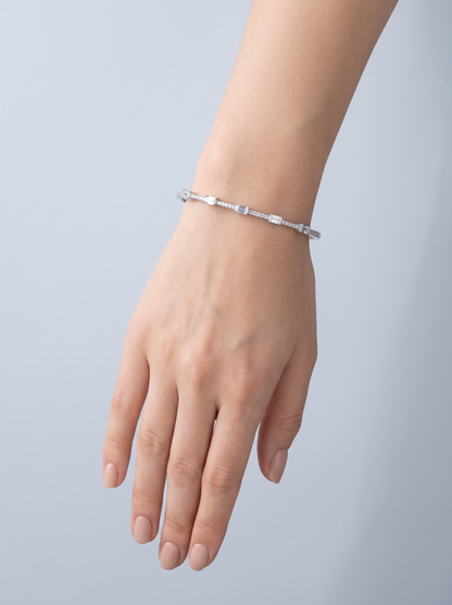 Divara Odette Bangle, sterling silver 925 cubic zirconia bracelet