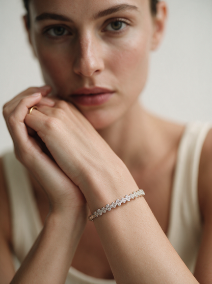 Divara Esme Bangle, sterling silver 925 cubic zirconia bracelet