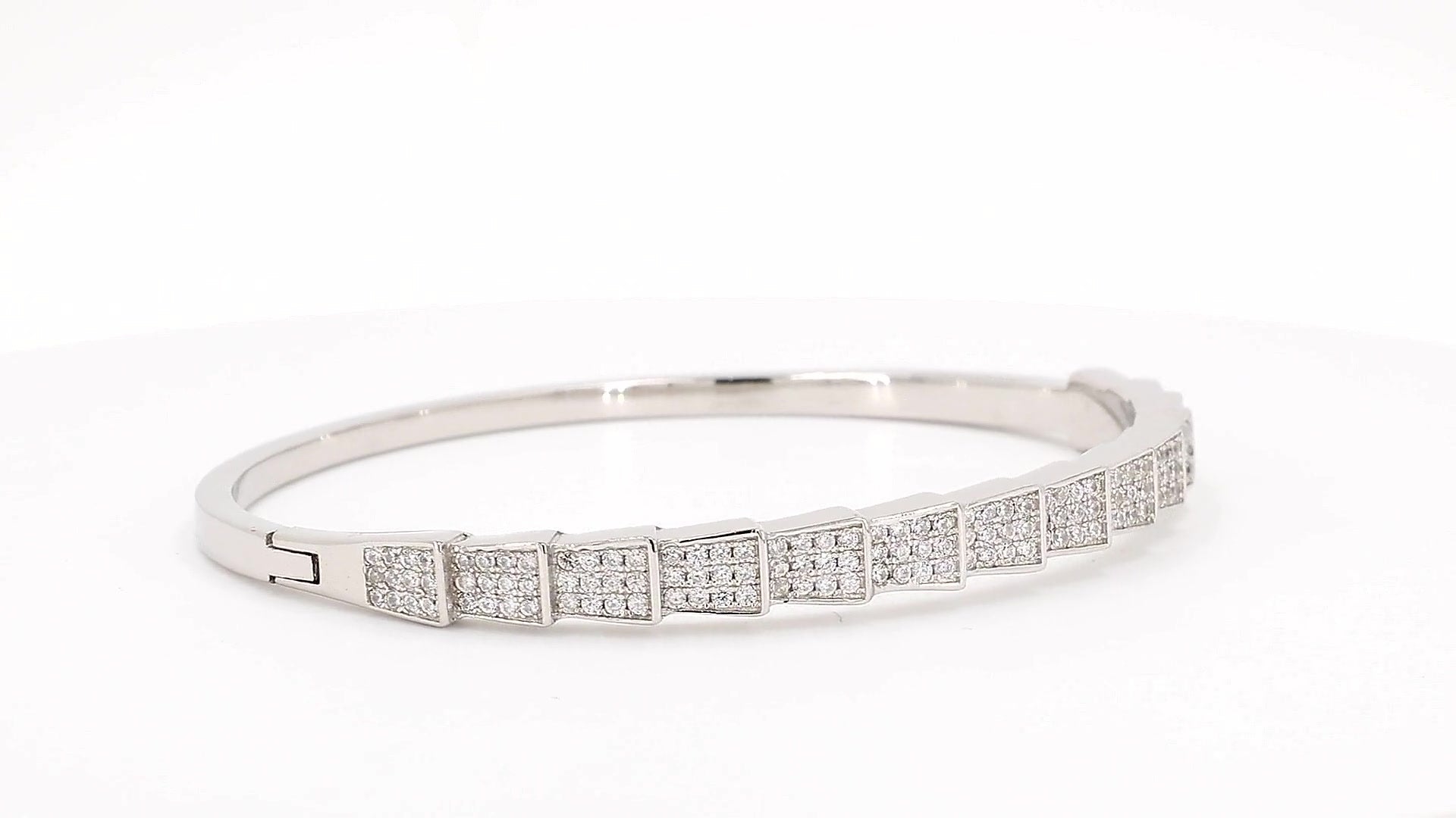 Divara Marguerite Bangle, sterling silver 925 cubic zirconia bracelet