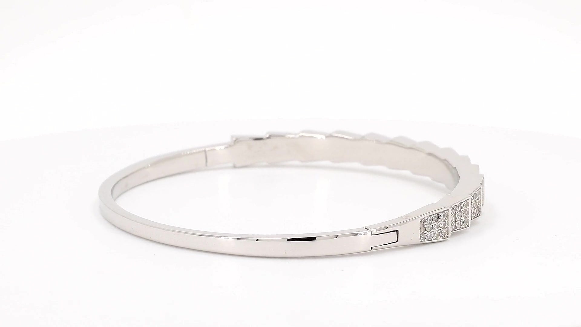 Divara Marguerite Bangle, sterling silver 925 cubic zirconia bracelet