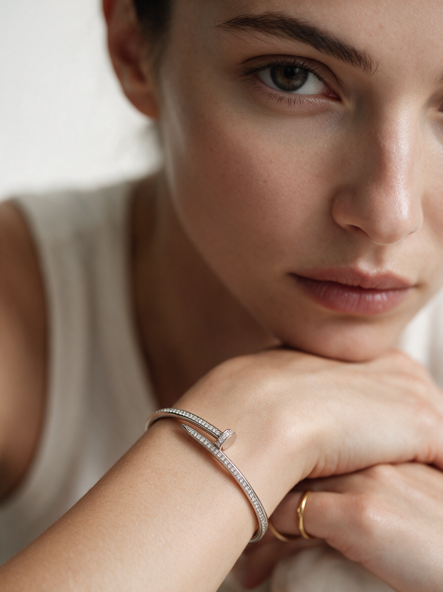 Divara Tessa Bangle, sterling silver 925 cubic zirconia bracelet