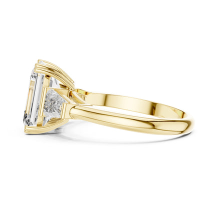 Vera 2 Carat Princess Lab Grown Diamond Graduated Three Stone Ring