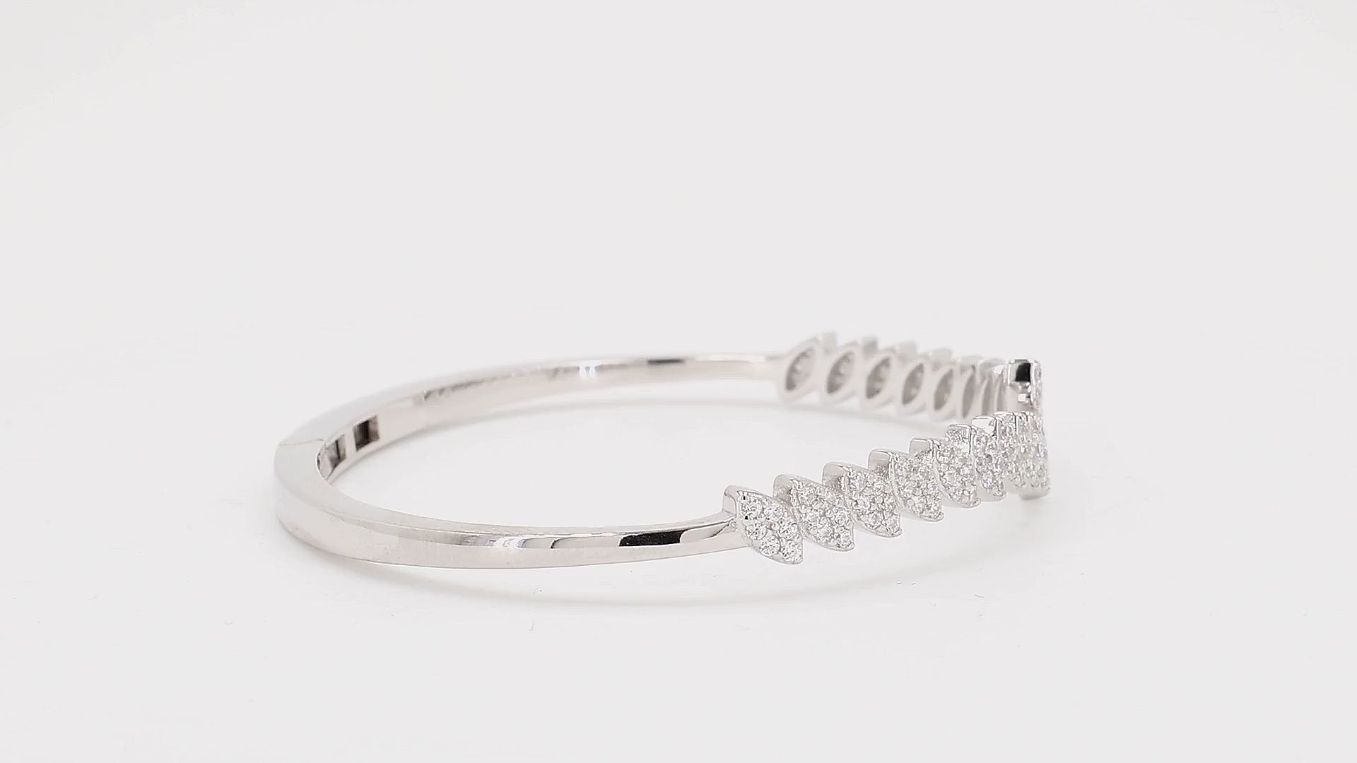 Divara Celestine Bangle sterling silver 925 cubic zirconia bracelet, 360 degree video