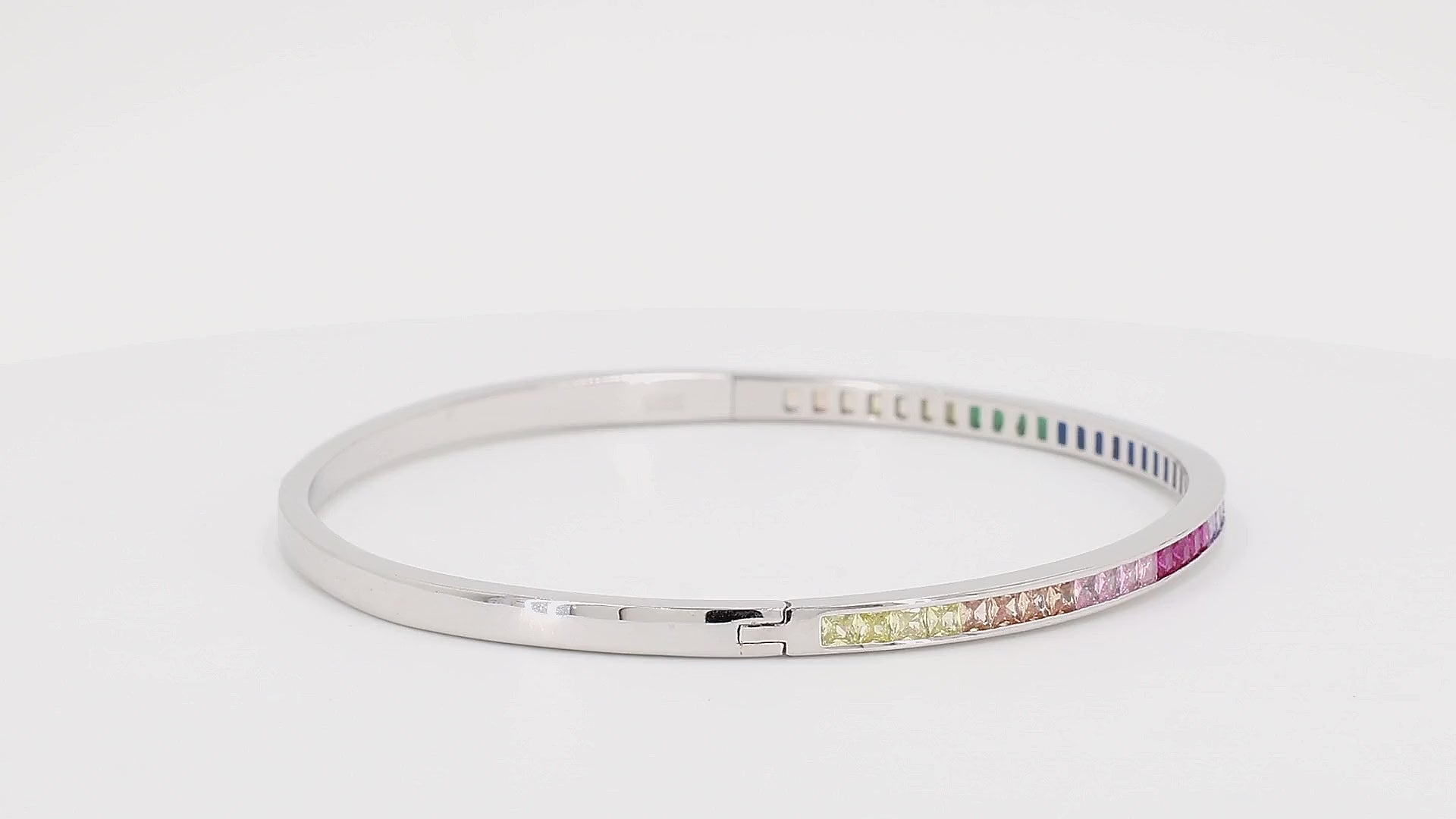 Divara Harlow Bangle sterling silver 925 cubic zirconia bracelet, 360 degree video
