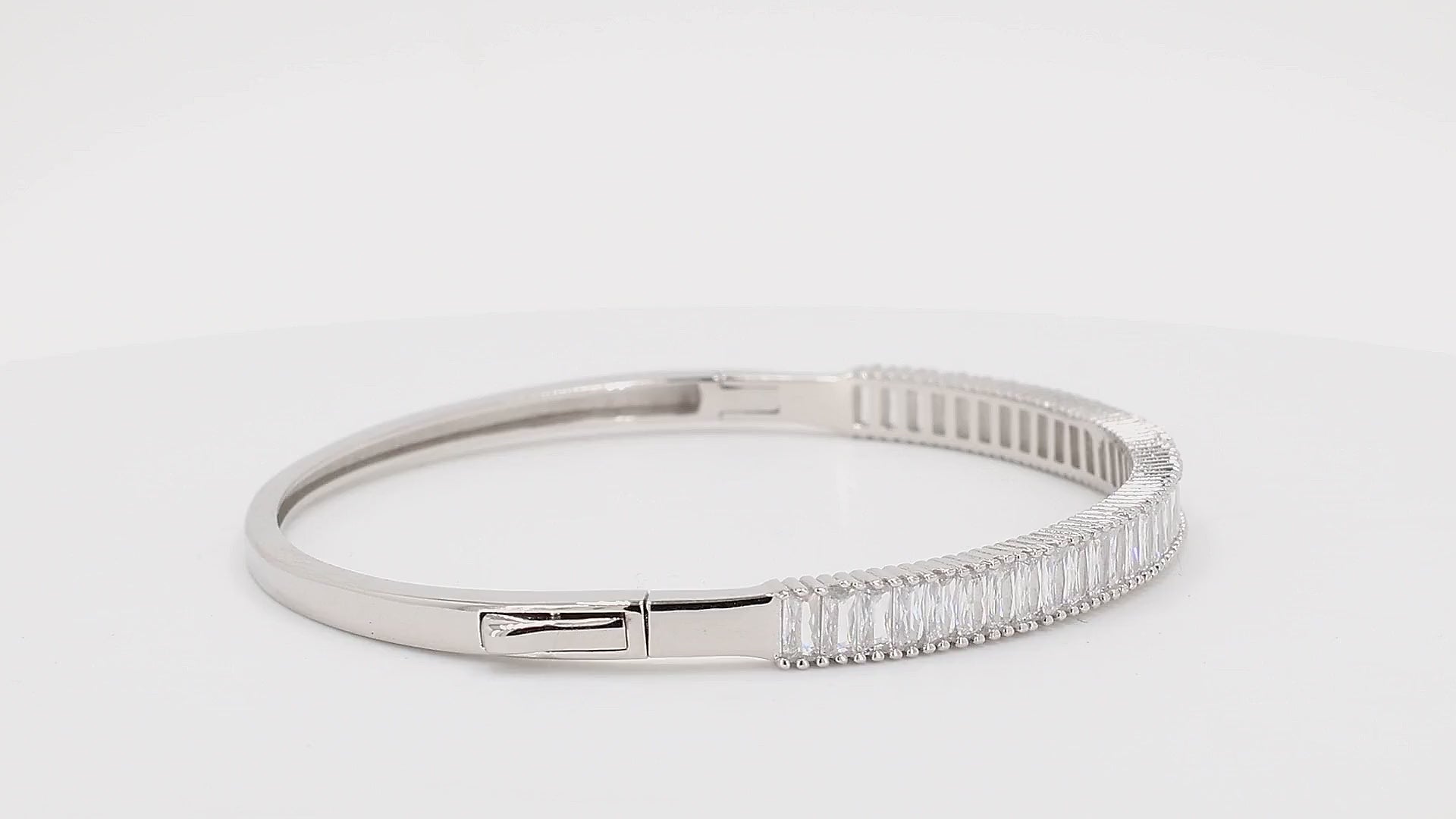 Divara Beatrix Bangle sterling silver 925 cubic zirconia bracelet, 360 degree video