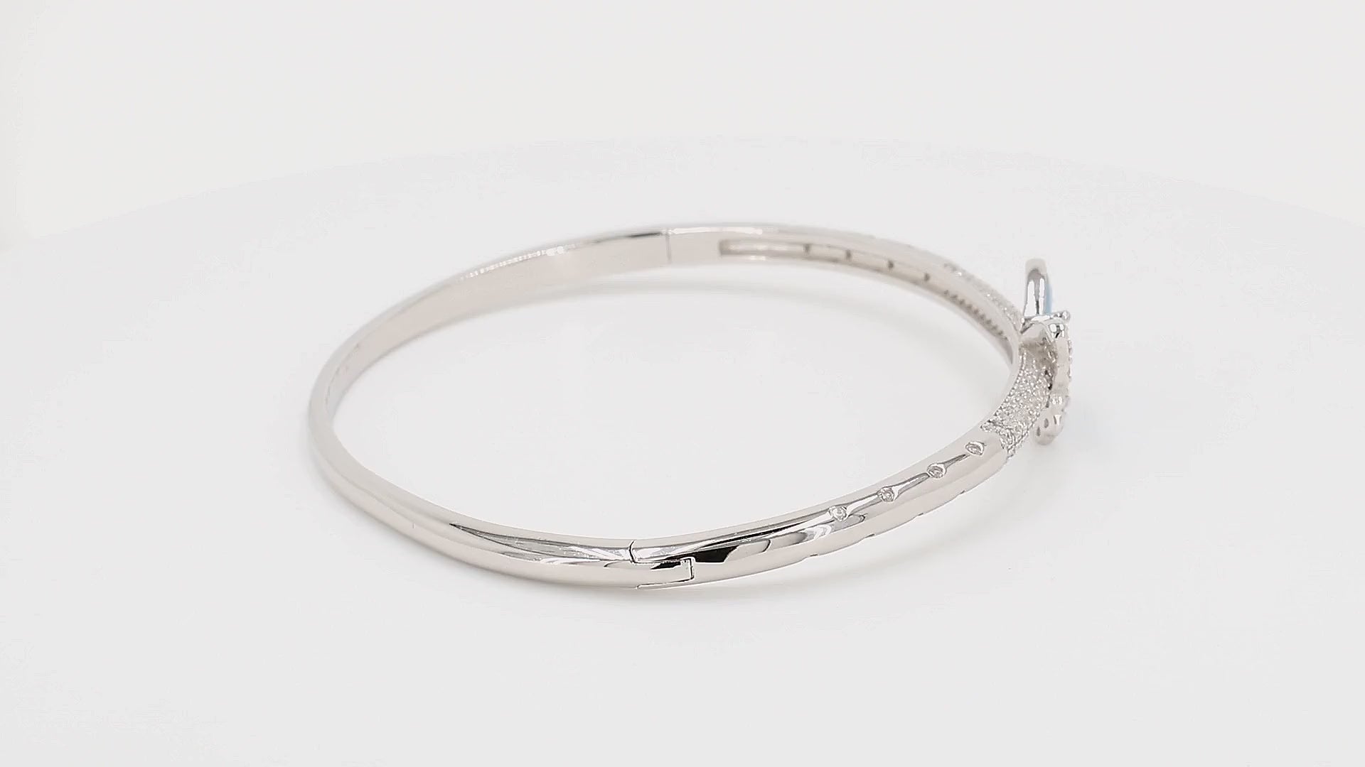 Divara Isolde Bangle sterling silver 925 cubic zirconia bracelet, 360 degree video