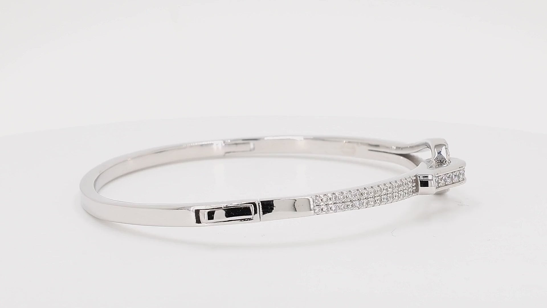 Divara Aurelie Bangle sterling silver 925 cubic zirconia bracelet, 360 degree video