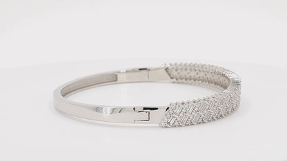 Divara Liora Bangle sterling silver 925 cubic zirconia bracelet, 360 degree video