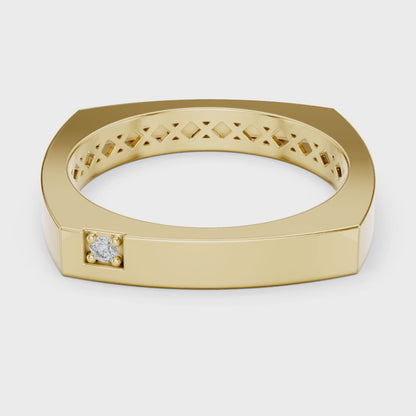 Vera Round Lab Grown Diamond Claw Geometric Ring - Yellow Gold video