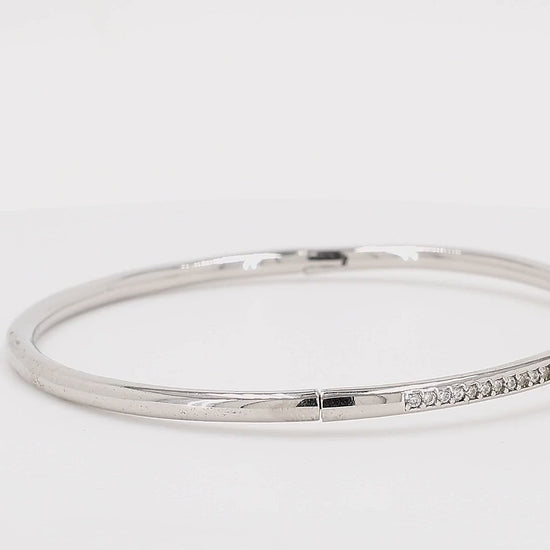 Divara Tessa Bangle sterling silver 925 cubic zirconia bracelet, 360 degree video